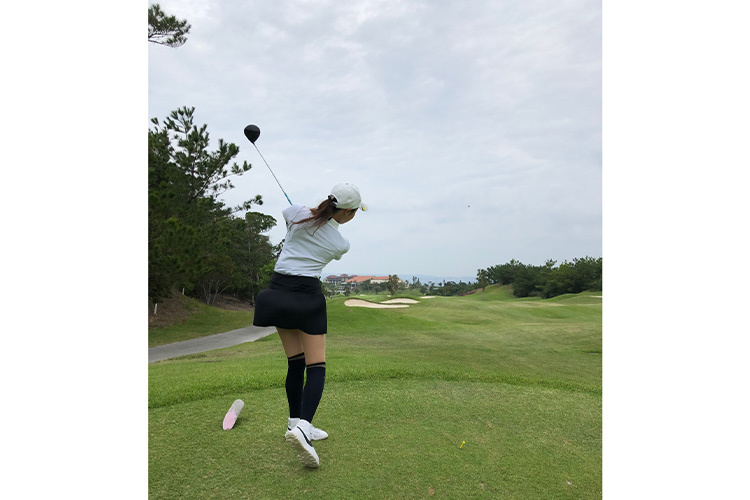 リゾートゴルフ場への行き帰りの女性の服装 画像あり Yumico編 ゴルフハックガール Golfhackgirl